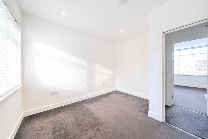 Bedroom- click for photo gallery